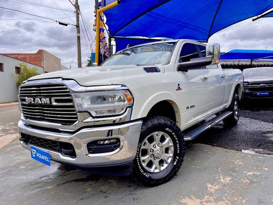 RAM 3500 6.7 I6 TURBO DIESEL LARAMIE CD 4X4 AUTOMÁTICO